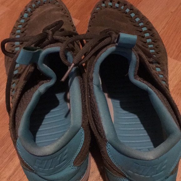 Nike Solarsoft Moccasins - Picture 2 of 6